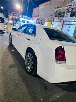 کرایسلەر 300